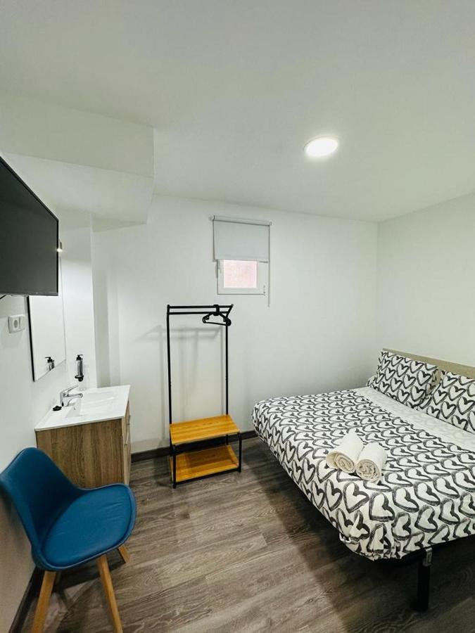 Hospedaje Nueva Numancia Madrid Exterior foto